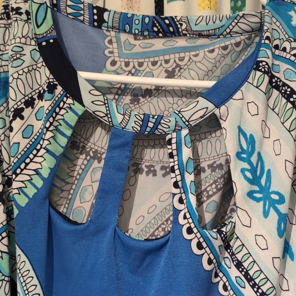 Easy breezy swing dress 36" w peek aboo neckline - Picture 2 of 4